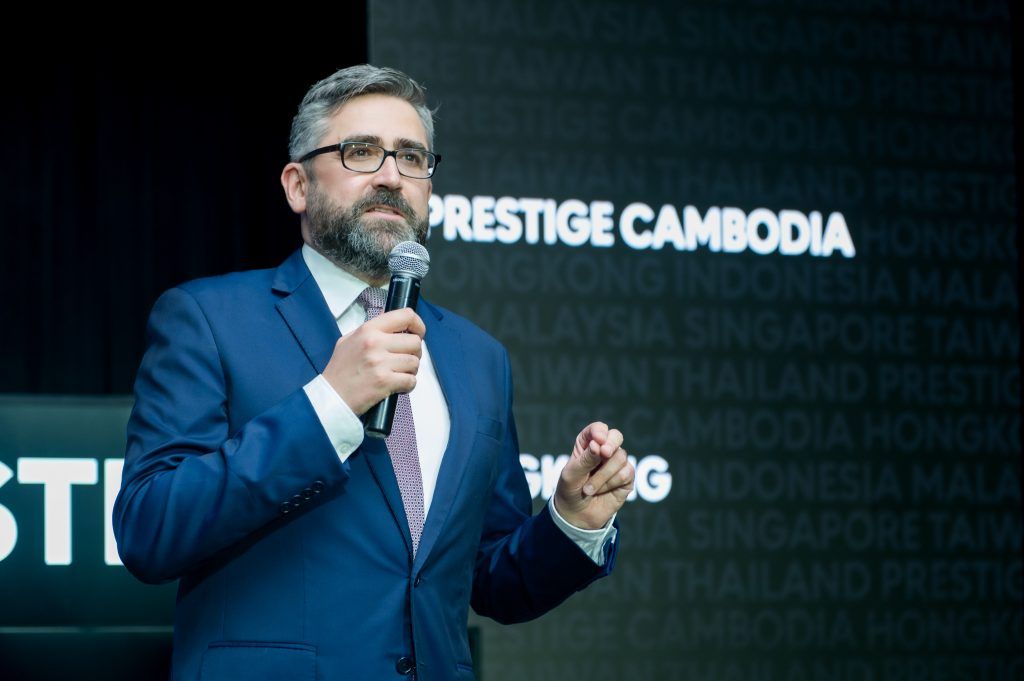 Qanday qilib ayolni sozlar bilan orgazmga olib kelish mumkin Kirishda qizlar