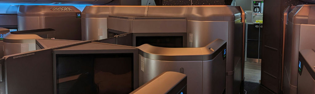 Not Private Jets, Not Commercial Airlines: The Rise of All-Business-Class Airlines